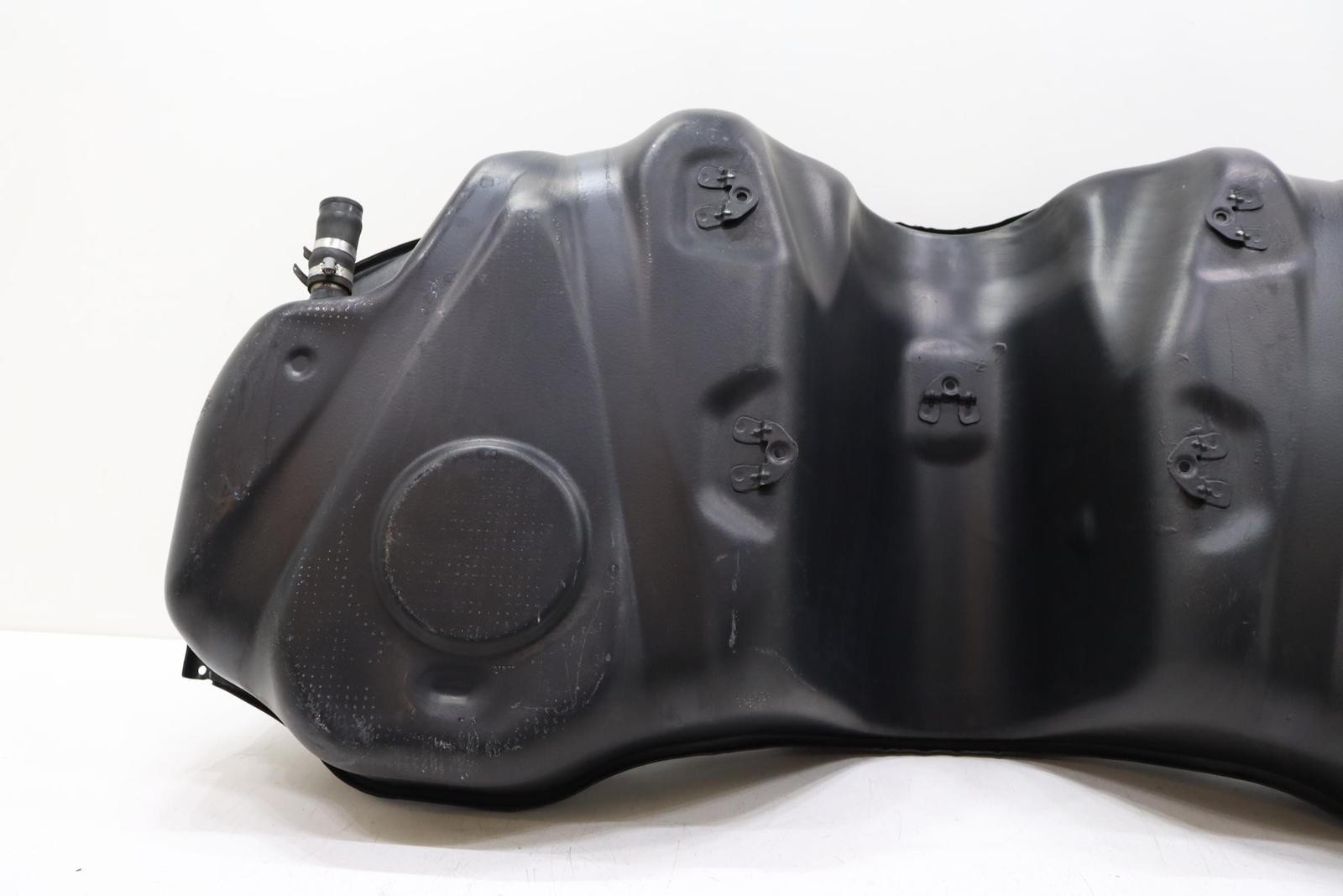 Maserati Quattroporte 2017-2024 Fuel tank