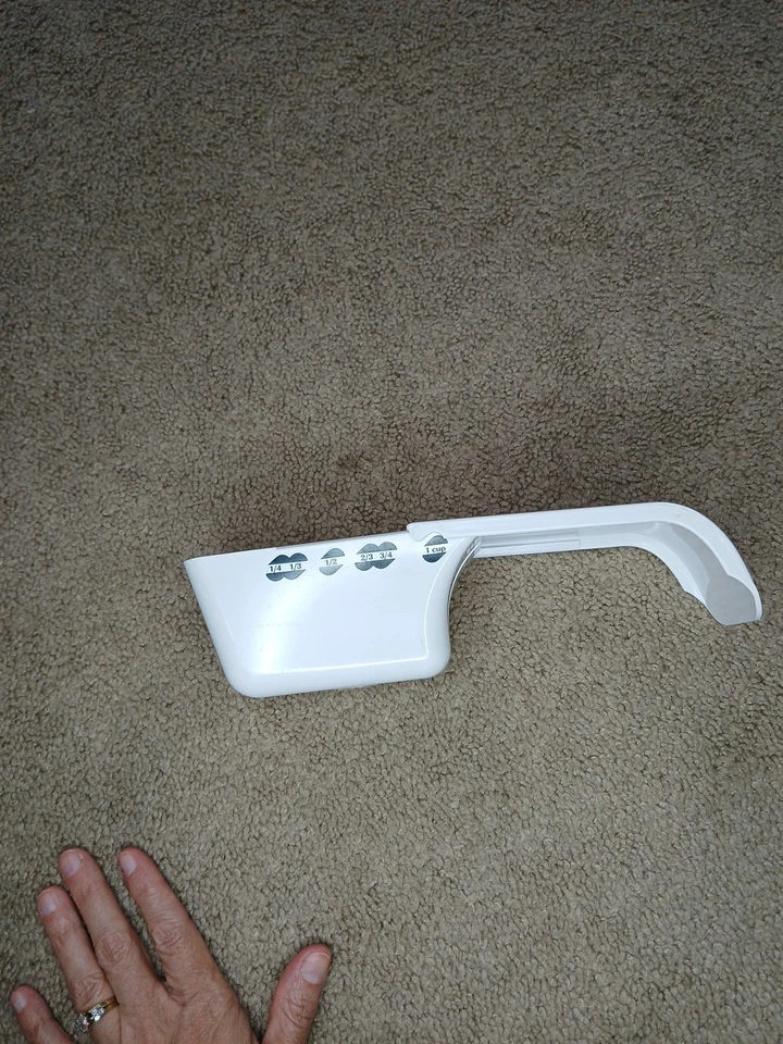 Taza Medidora Ajustable The Pampered Chef ~ Medidas Tazas y ML 1/4 - 1 Taza Foto 2 de 4