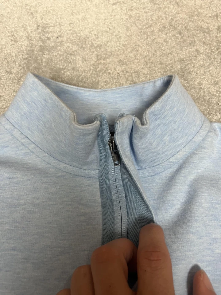 TravisMathew Sweater Mens Small Blue Quarter Zip Golf Pullover Lightweight - Image 4 of 4