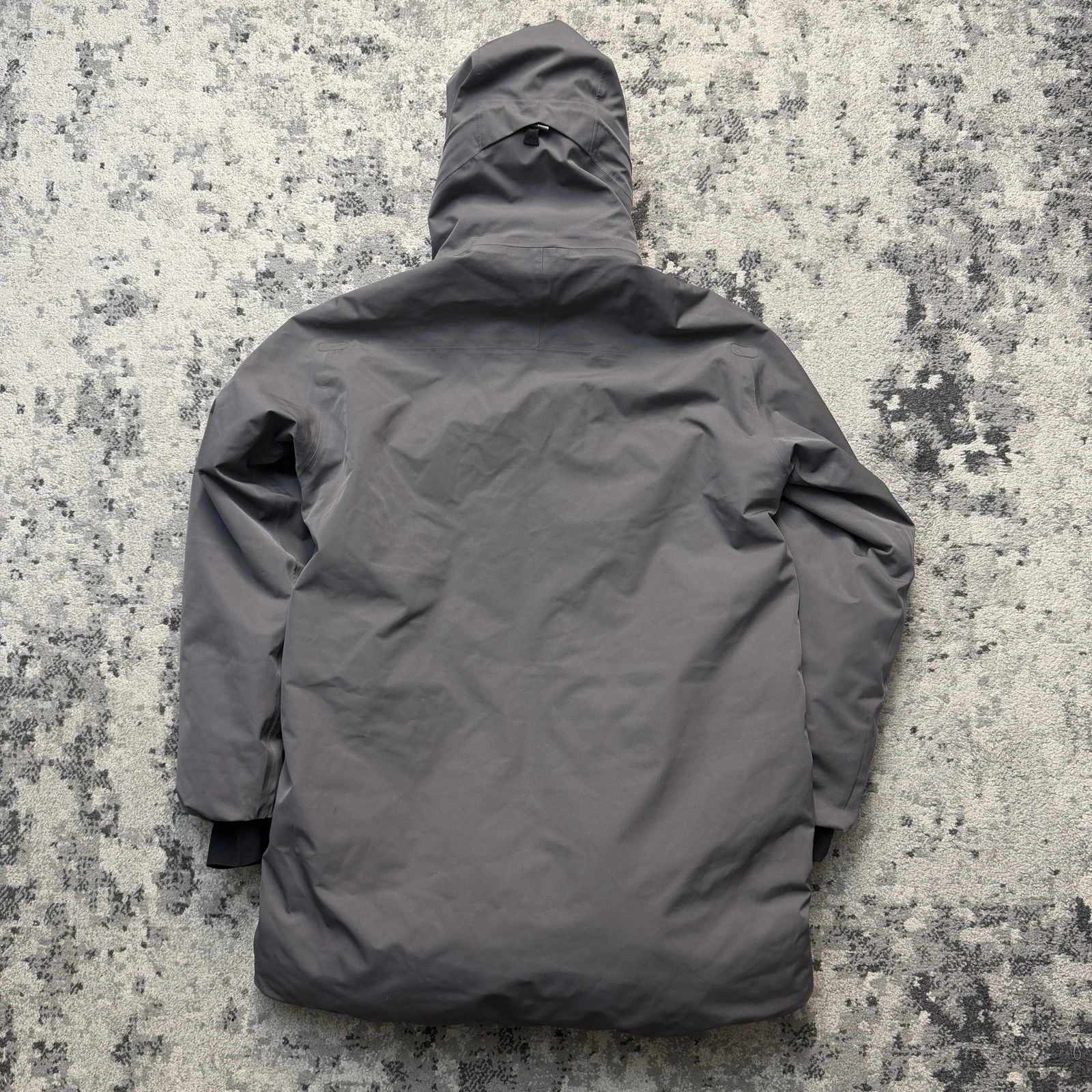Vollebak Waterfallproof Parka Jacket Men’s Size XL - product detail image 8