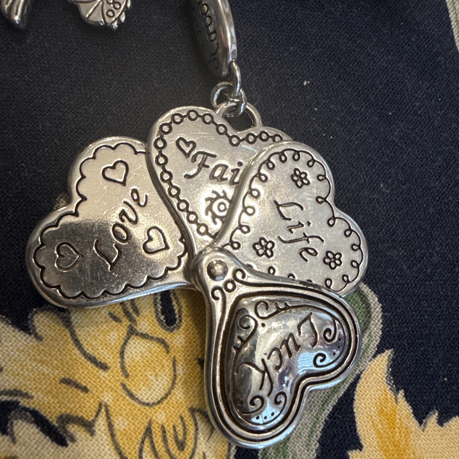 NWT  Retired BRIGHTON SILVER Good LUCKY CLOVER key Ring Faith Life Love New Tag