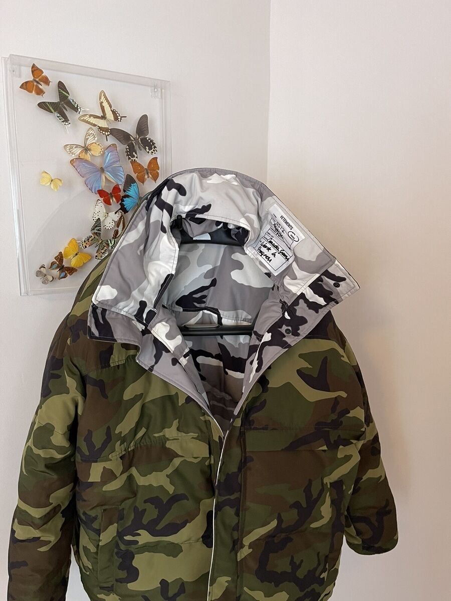 Snack ruler Pigment Canada Goose X Vetements Reversible camouflage, down oversized Men's jacket  | eBay