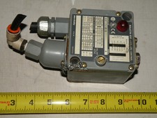 Allen-Bradley 836T-T252JX15 Pressure Control 836TT252JX15