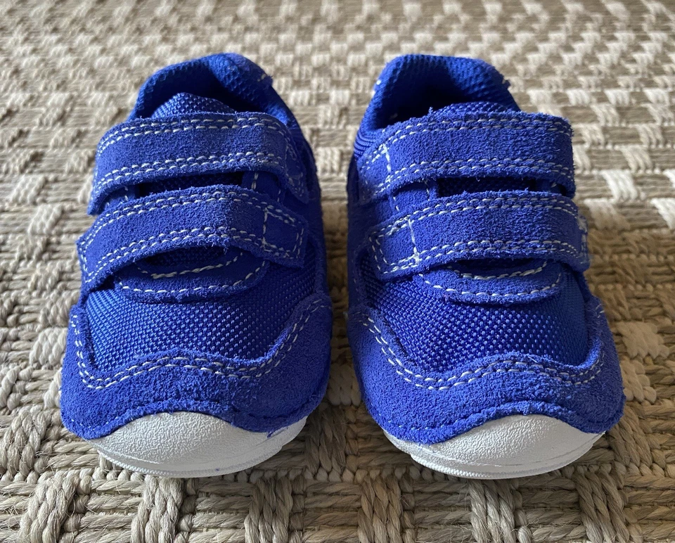novo Tênis STRIDE RITE SM Mason Azul Camurça - Meninos 3 W de Largura - Imagem 3 de 4