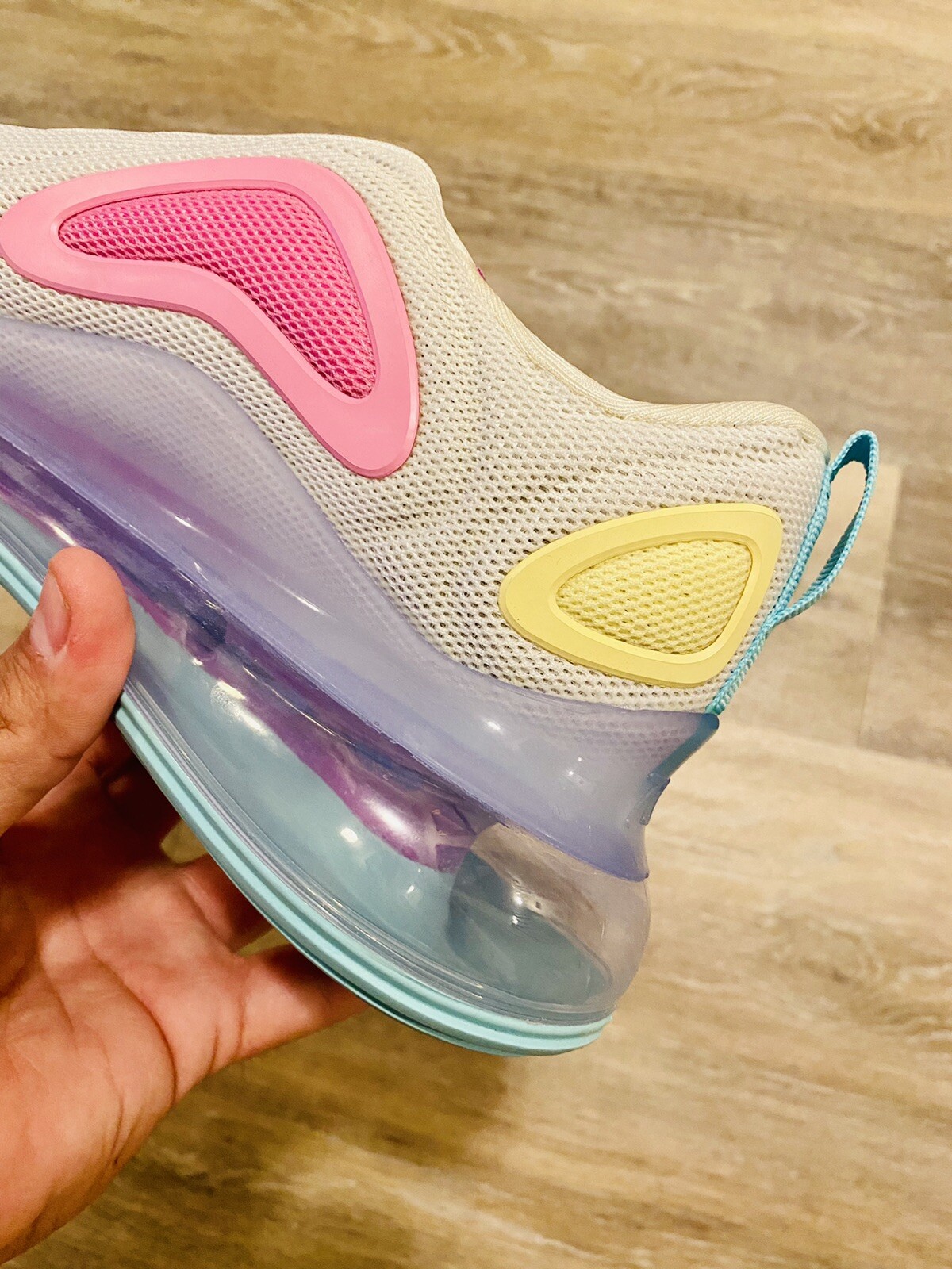 harga air max 720