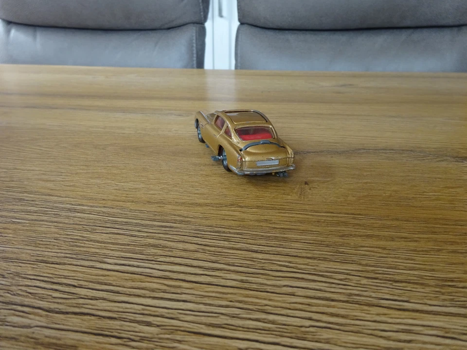 Corgi Toys 261 James Bond's Aston Martin DB5 Goldfinger 60er Jahre Corgi Rar - Bild 3 von 4