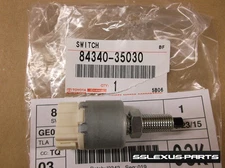 Lexus RX300 (1999-2003) OEM Genuine BRAKE PEDAL SWITCH 84340-35030