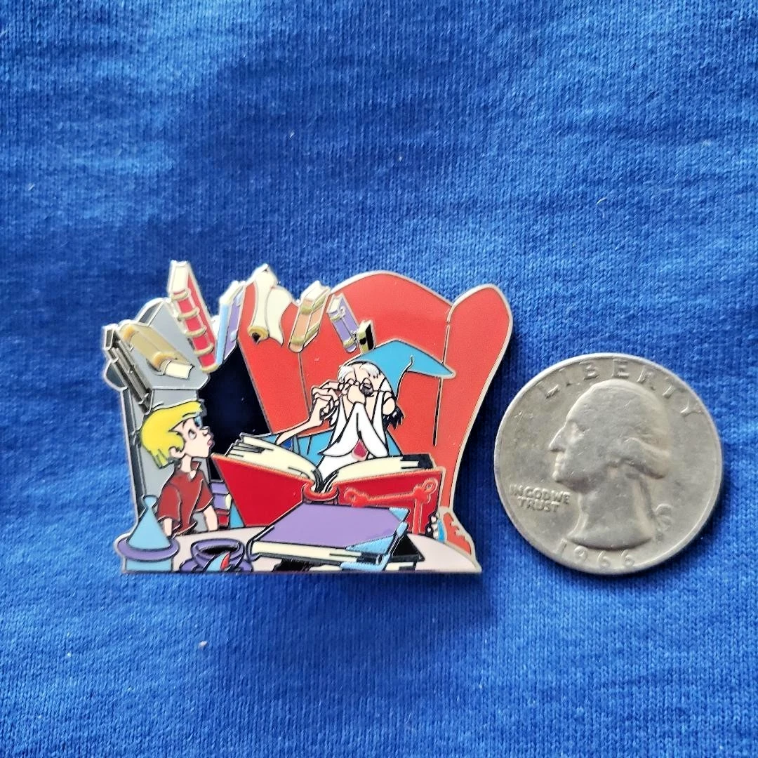 Wart and Merlin - Sword in The Stone - Flying Books DISNEY PIN