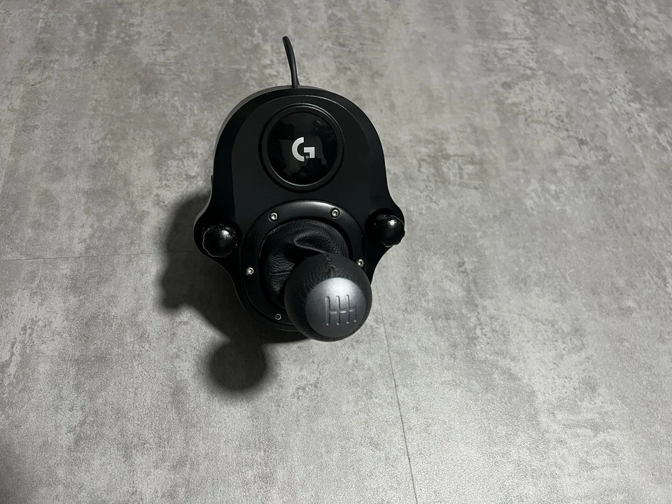 Logitech G920 Lenkrad + Shifter + Lenkradständer für Xbox und PC - Bild 4 von 4