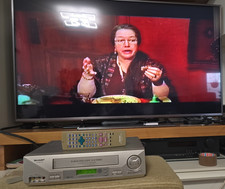 Videorekorder SHARP VC-MC770 - mit Fernbedienung -6 Kopf Hifi stereo -refubished