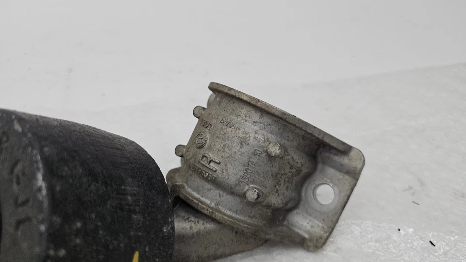 BMW F10 528XI 2011-2016 estabilizador trasero derecho amortiguador de vibración montaje OEM Foto 3 de 4