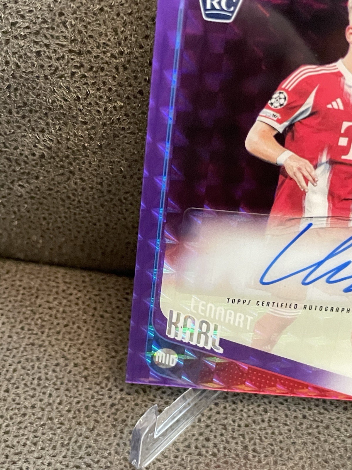 🔥Lennart Karl 2025-26 Topps Chrome UCC RC Purple Geometric Refractor Auto #/75