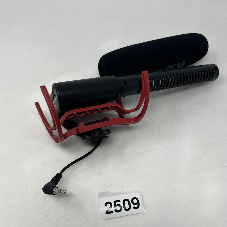 Micrófono de escopeta Rode VideoMic compacto DSLR en cámara - sin batería PROBADO Foto 2 de 4