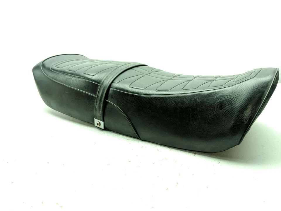 Asiento de pasajero conductor completo de una pieza Honda CB1100F 83 Foto 2 de 4