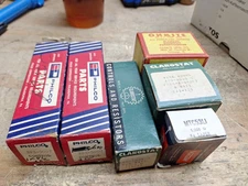 NOS Potentiometer Lot Philco Ohmite Clarostat Ceramic