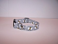 Wet Nose Designs Queen Bee Dog Collar on Gray Bumblebees Spring Summer