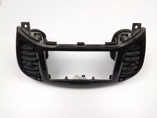 NISSAN JUKE FRONT AIR VENTS 68260-1KE0A / 11394953