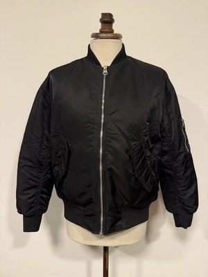 H&M schwarze Bomberjacke S Polyamid sehr guter Zustand Länge 63cm   
