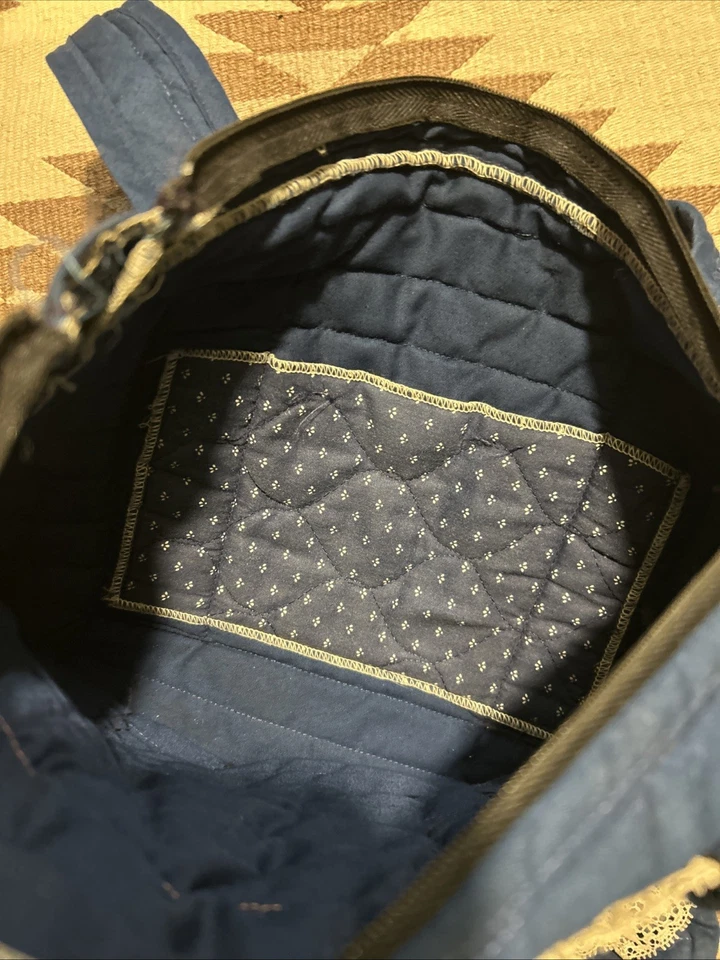 Cartera de Colección Hecha a Mano Abuela Edredón Acolchado Bolso de Mano Carrusel Caballo Cordones Azul Años 80’s Foto 4 de 4