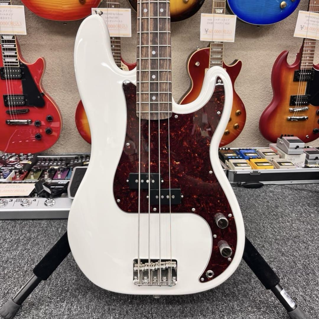 ベース Squier classic vibe precision bass White B1124C6B-5F92-4009-9FD8-