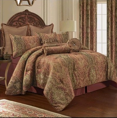 Loom and Mill Atina Series Queen Jacquard Comforter Set 9-Piece Red Gold