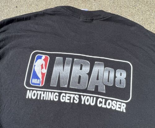Vintage 2008 Playstation NBA 08 Basketball Video Game Promo PS3 T-Shirt Large - Afbeelding 1 van 4