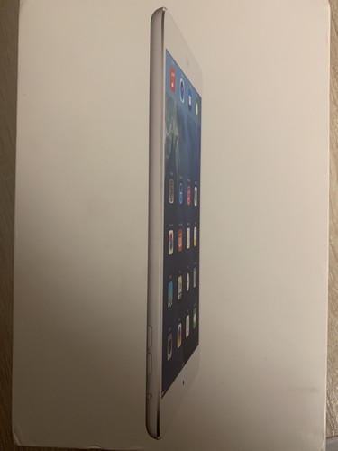 Apple iPad mini 1st Gen. 64GB, Wi-Fi, 7.9in - White & Silver - Picture 3 of 3