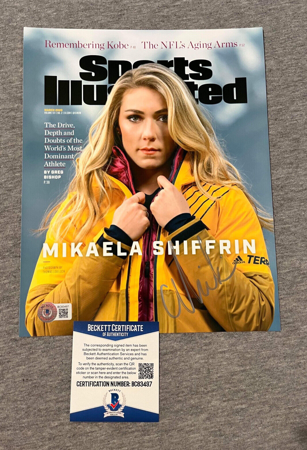 MIKAELA Max 83% OFF SHIFFRIN AUTOGRAPH 8x10 Very popular SPORTS COVER ILLUSTRATRED PHOTO