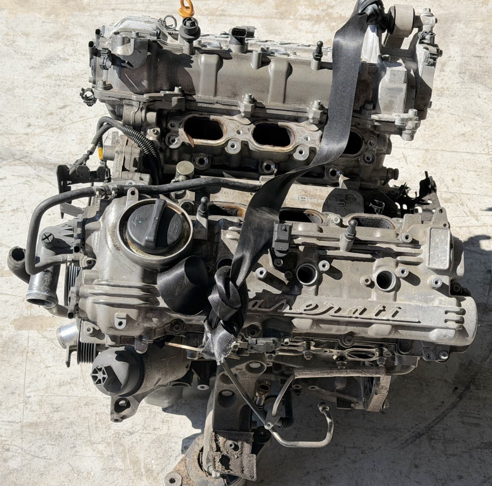 2014 - 2018 Maserati Ghibli Base Engine Motor 3.0 Liter 110.000 Runs but SMOKES