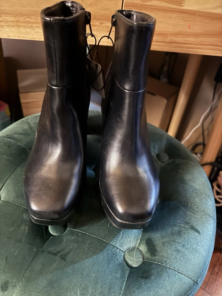 Botas negras para mujer talla 7 nuevas con etiquetas cremallera lateral tacón bloque Foto 3 de 4