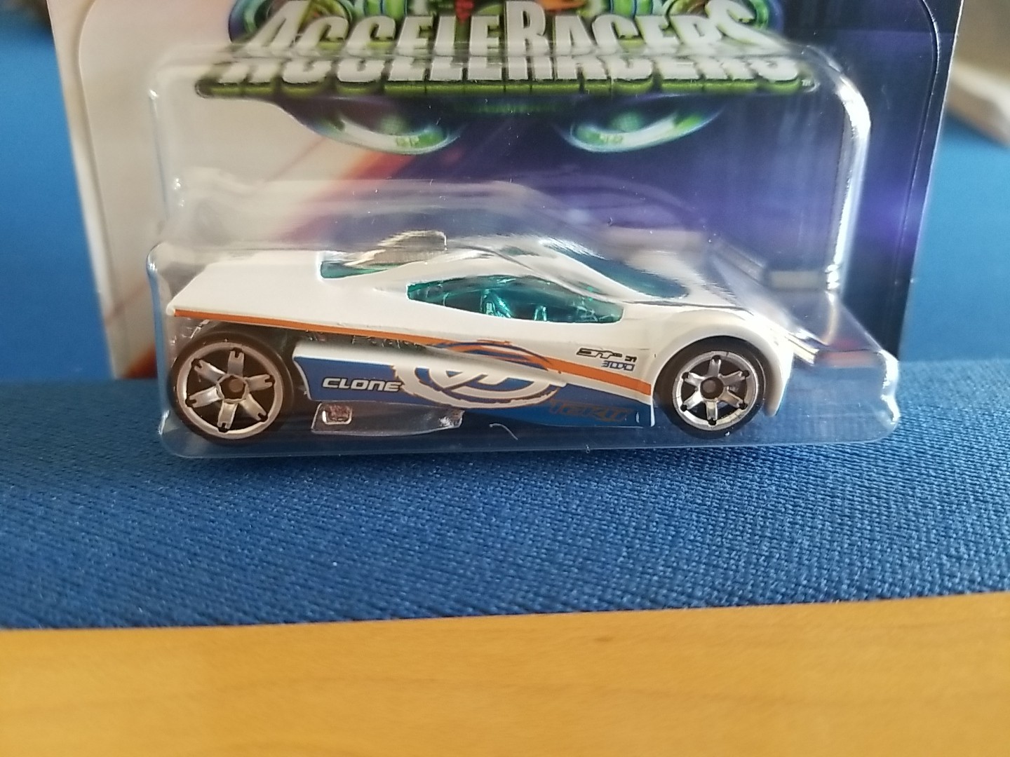Picture 4 of 6