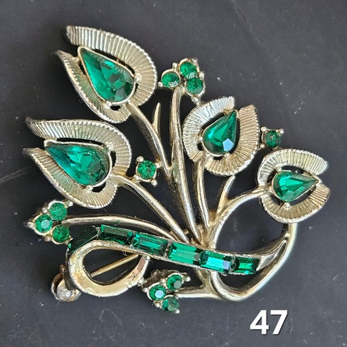 choose one Vintage brooch for yourself from my collection, pick by one! - Foto 100 di 109