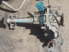 2002-2006 Cadillac Escalade Front Axle Differential Carrier Assembly 3.73 Ratio 2002-2006 Cadillac Escalade Front Axle Differential Carrier Assembly 3.73 Ratio