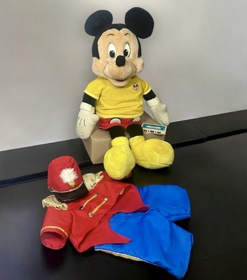 1986 Worlds Of Wonder Disney Talking Mickey Mouse Cassette Player +Extra Outfit