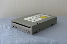 HP 0950-3984-A Pioneer DVD-305S SCSI-2 Slot-Load 10X DVD-ROM Drive