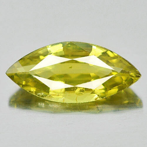 Crisoberilo Amarillo Verdoso 1.55 Ct. Marquesa 11.2 x 5 Mm. Gema natural sin calefacción Foto 4 de 4