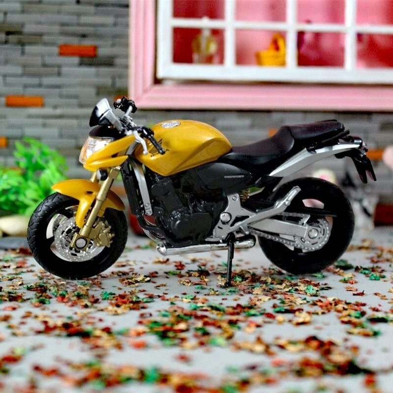 Welly 1/18 HONDA Hornet Motorcycle Model Diecast Racing Bike TOY