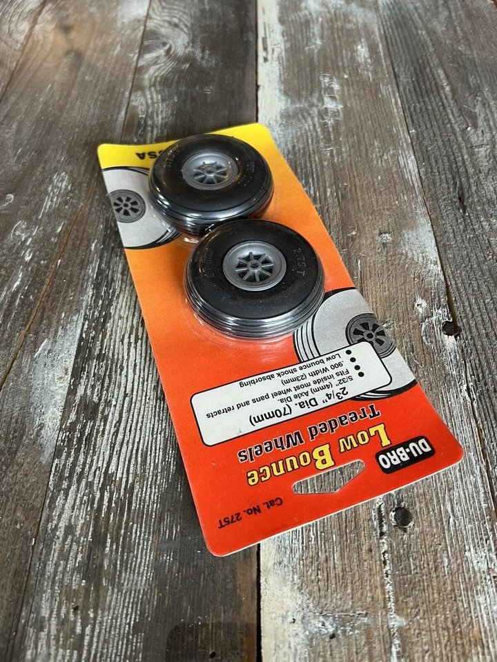 Ruedas de avión Du-Bro DuBro 2 3/4" diámetro 70 mm pisadas bajo rebote DUB275T Foto 4 de 4