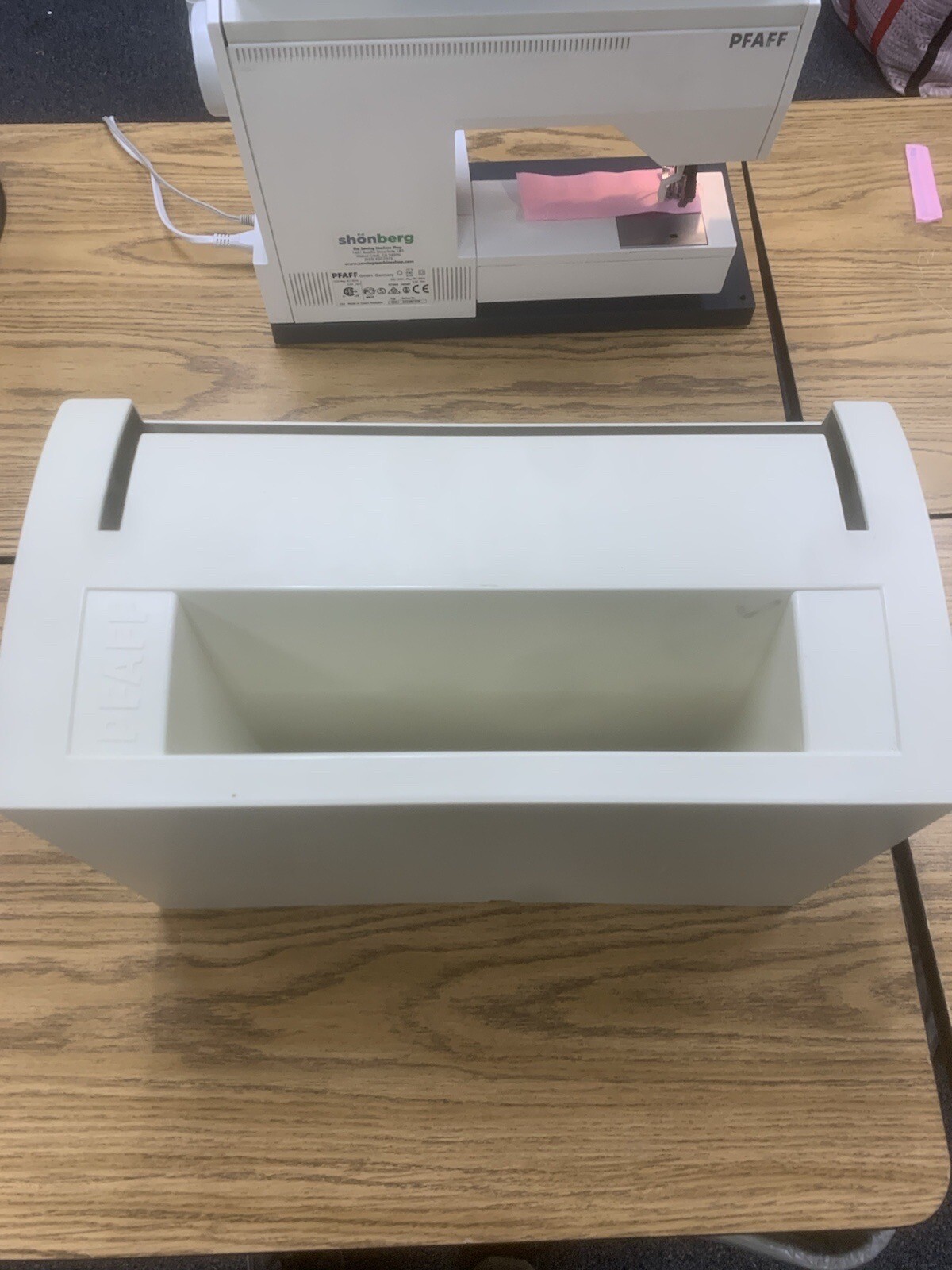 Pfaff 2022 Sewing Machine eBay