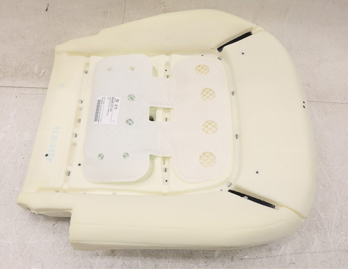 ダイナ　ブローラシート NEW OEM Mazda Front Right Seat Cushion Foam Pad KN4K8811X Mazda CX