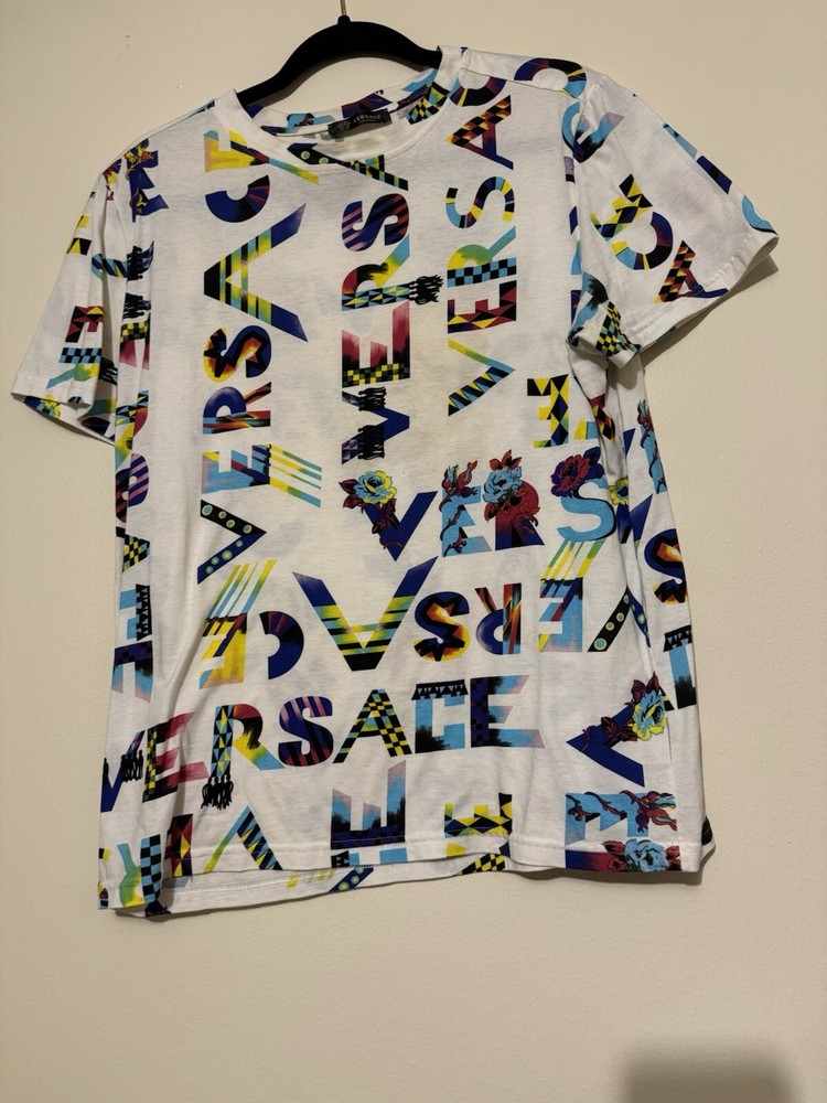 Versace Floral Spellout tshirt Multicolor