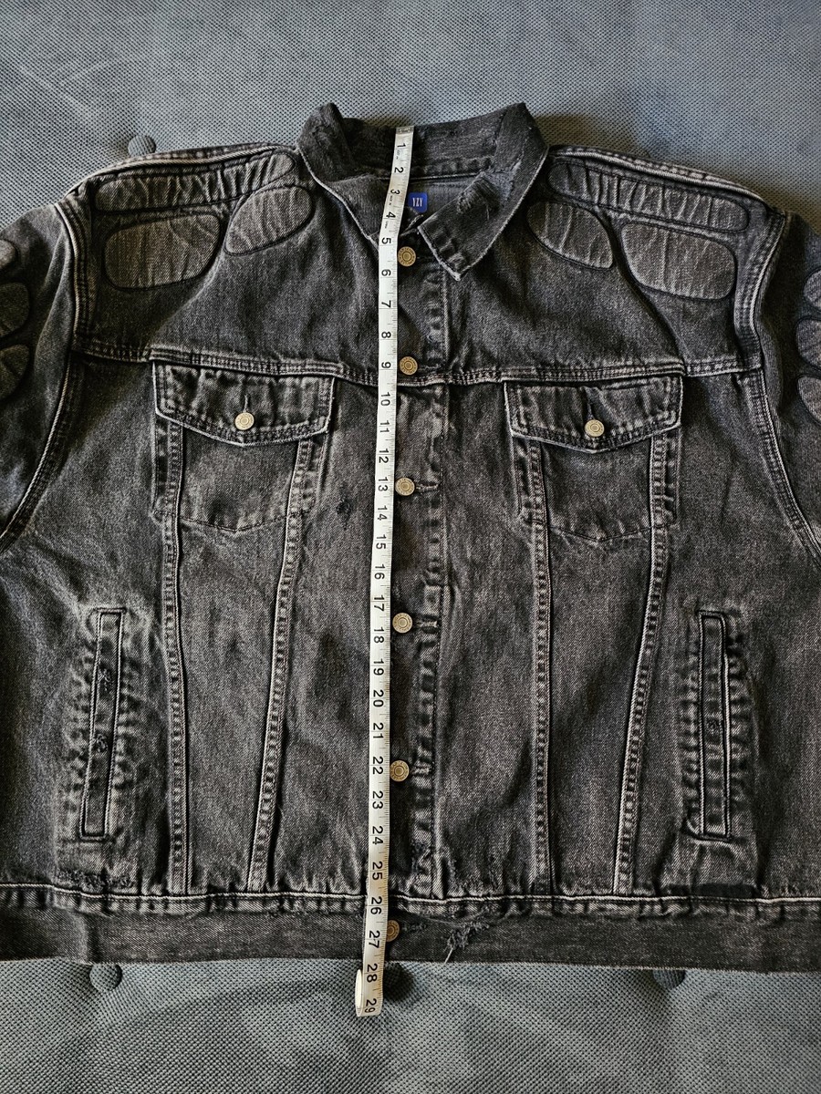 Yeezy Gap Engineered By Balenciaga Padded Denim Jacket Yeezy Gap Engineered By Balenciaga Padded Denim Jacket