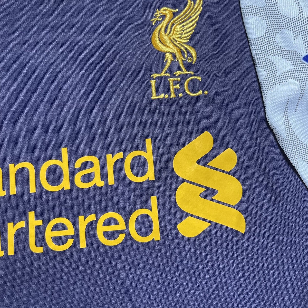 LIVERPOOL WARRIOR 2012/2013 FOOTBALL THIRD JERSEY #7 SUAREZ SIZE