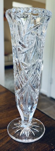 Vintage Böhmen Tschechische Republik handgeschnitten Bleikristall Blumenknospen Vase 24 % Blei