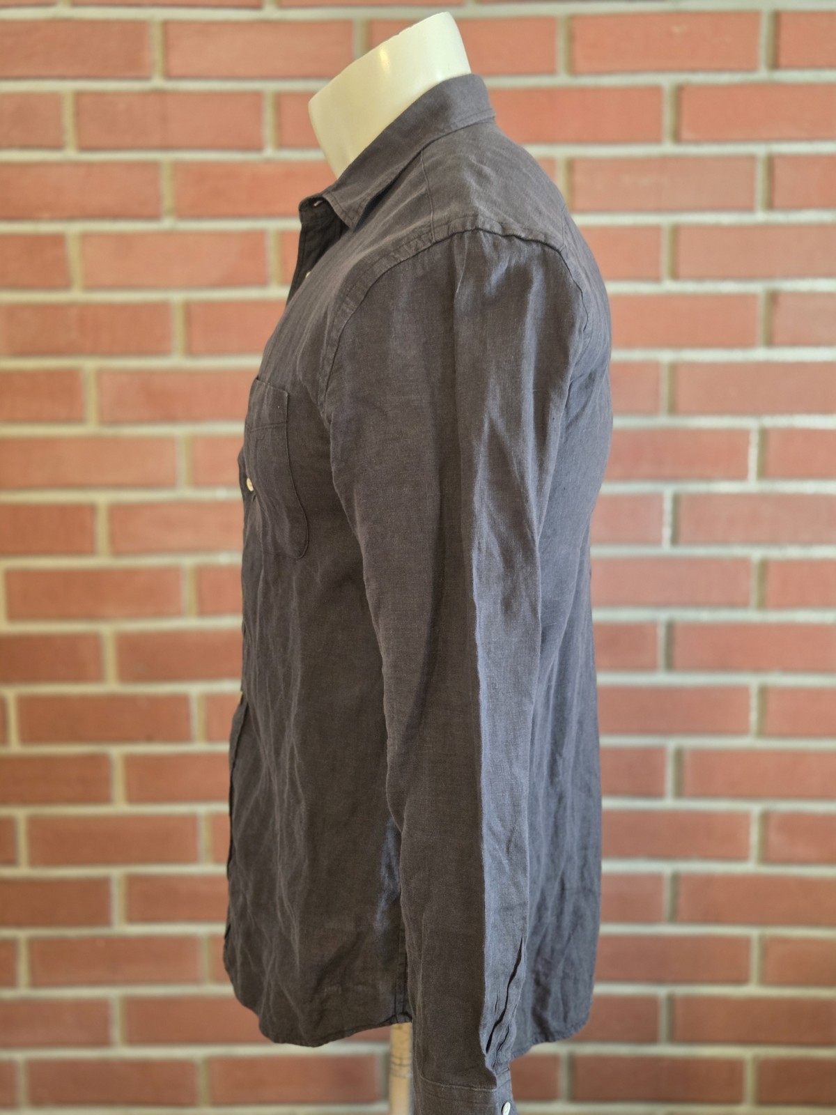 Faherty Long Sleeve Button Front Collared Linen G… - image 4