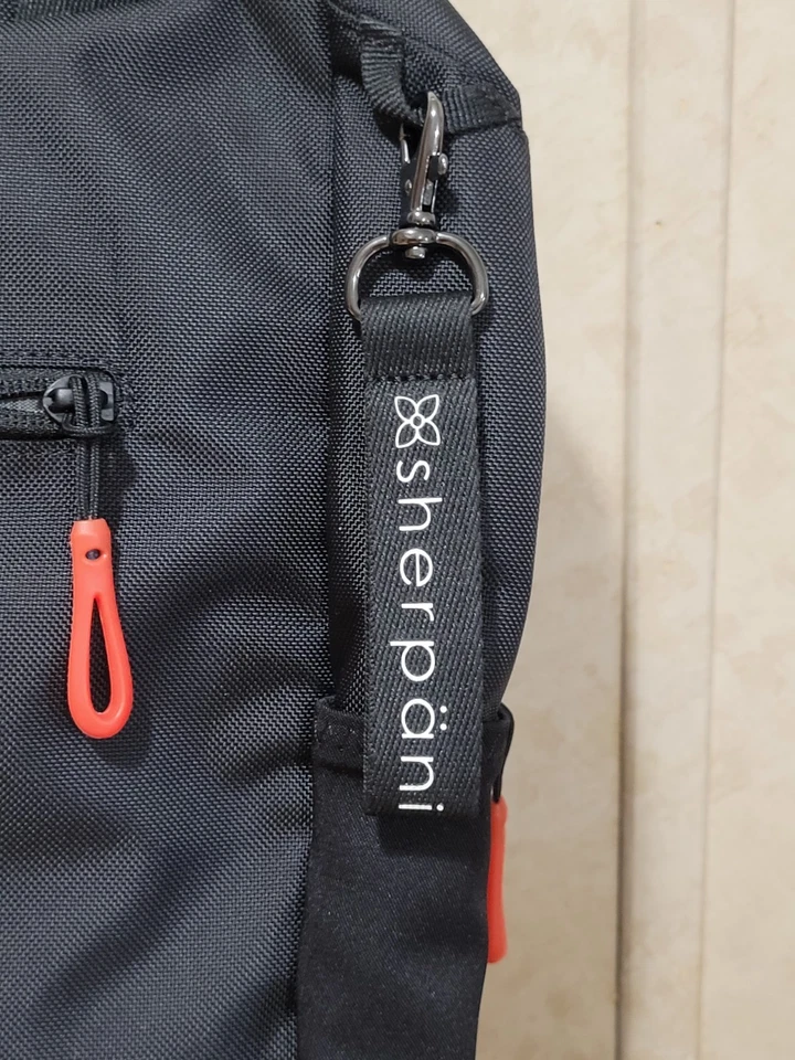 Sherpani Mujer Camden Convertible Mochila Bandolera Bolso de Viaje Negro Nuevo Foto 2 de 4