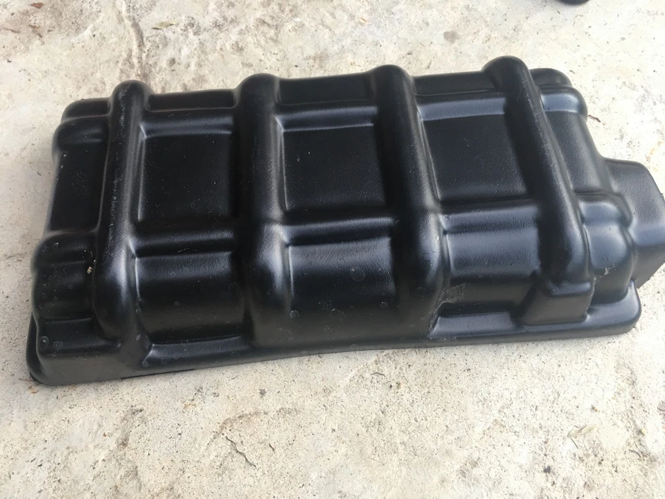 Cubierta de batería Porsche 356 B T6/C/ 911/ 912 ('62-'68) 901 611 121 20 NUEVO Foto 3 de 4