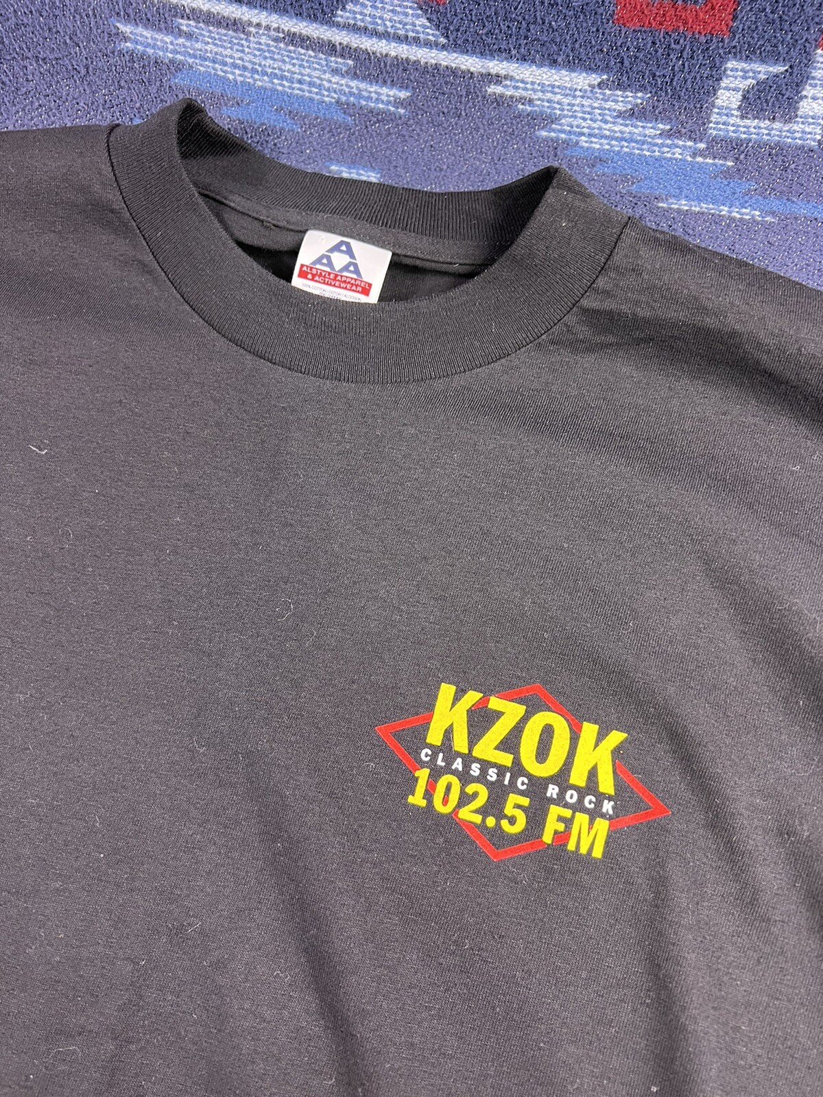 Vtg 90s KZOK 102.5 Seattle Radio TShirt Dark Side Of The Moon Classic