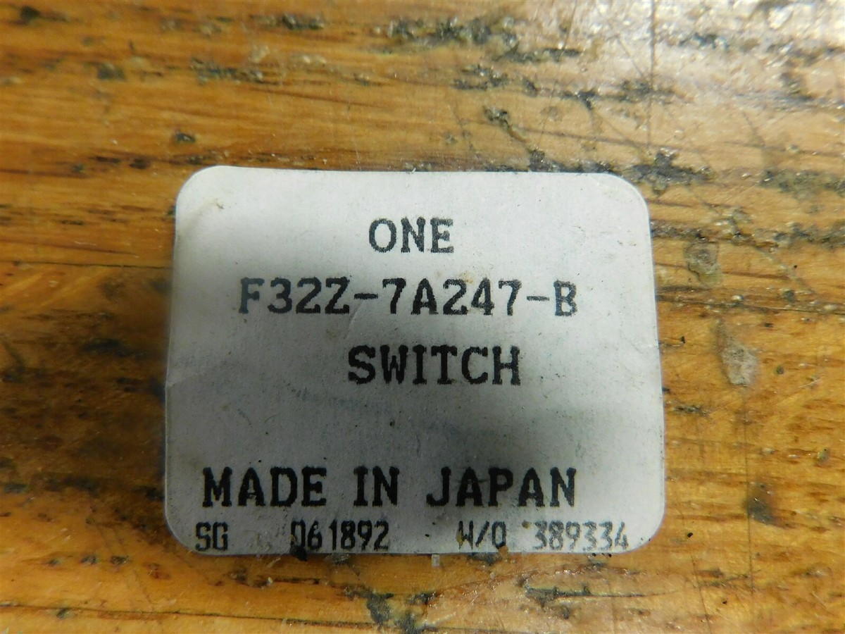 OEM Ford F32Z-7A247-B Manual Trans Neutral Safety Switch 1993-1997