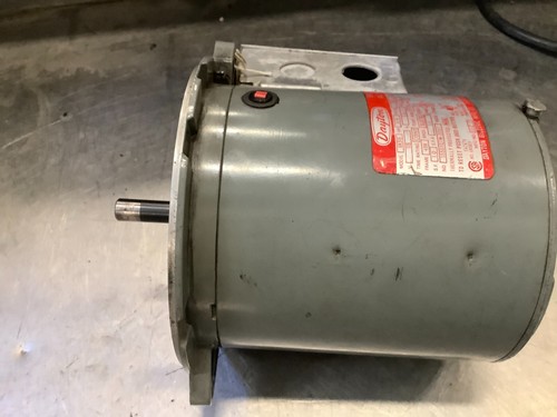 #61 Dayton 6K315, 1/4 HP, 3600 rpm, 1 Ph, 115 V, cuadro 48 N, motor quemador de aceite - Imagen 5 de 6